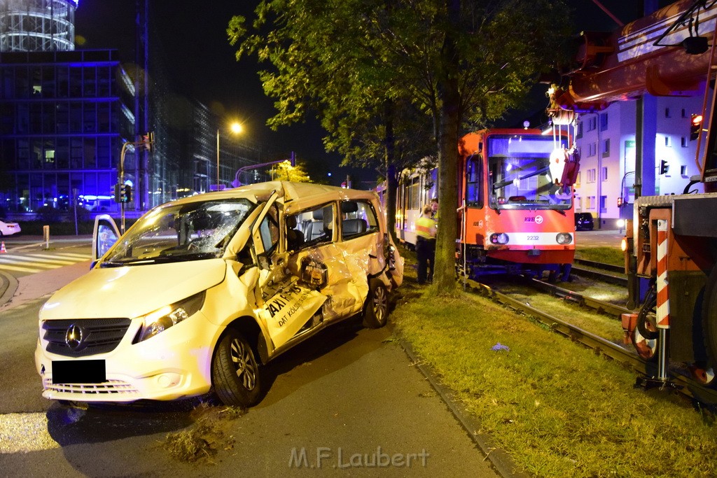 VU PKW Strab Koeln Niehl Amsterdamerstr Friedrich Karlstr P313.JPG - Miklos Laubert